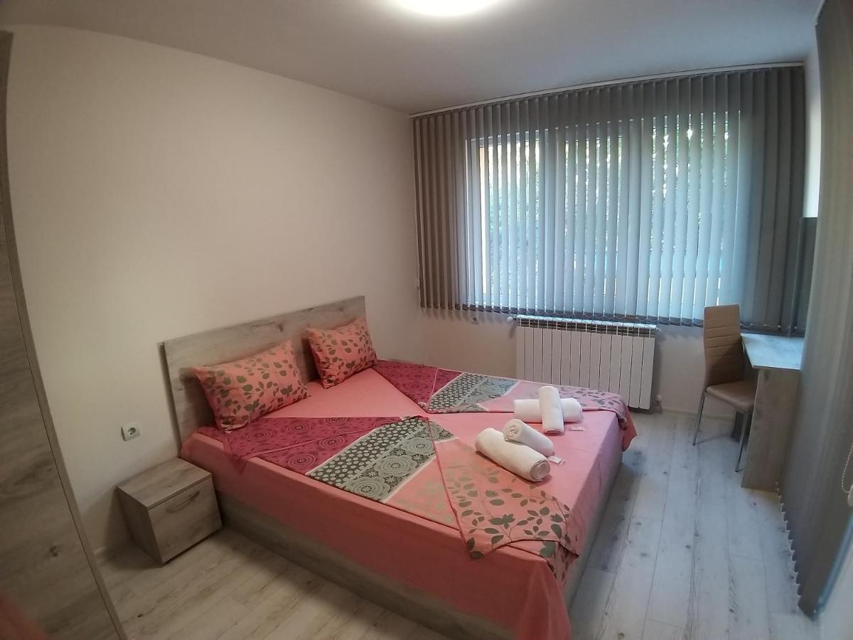 Апартамент Трапезица Скай Veliko Tárnovo Exterior foto